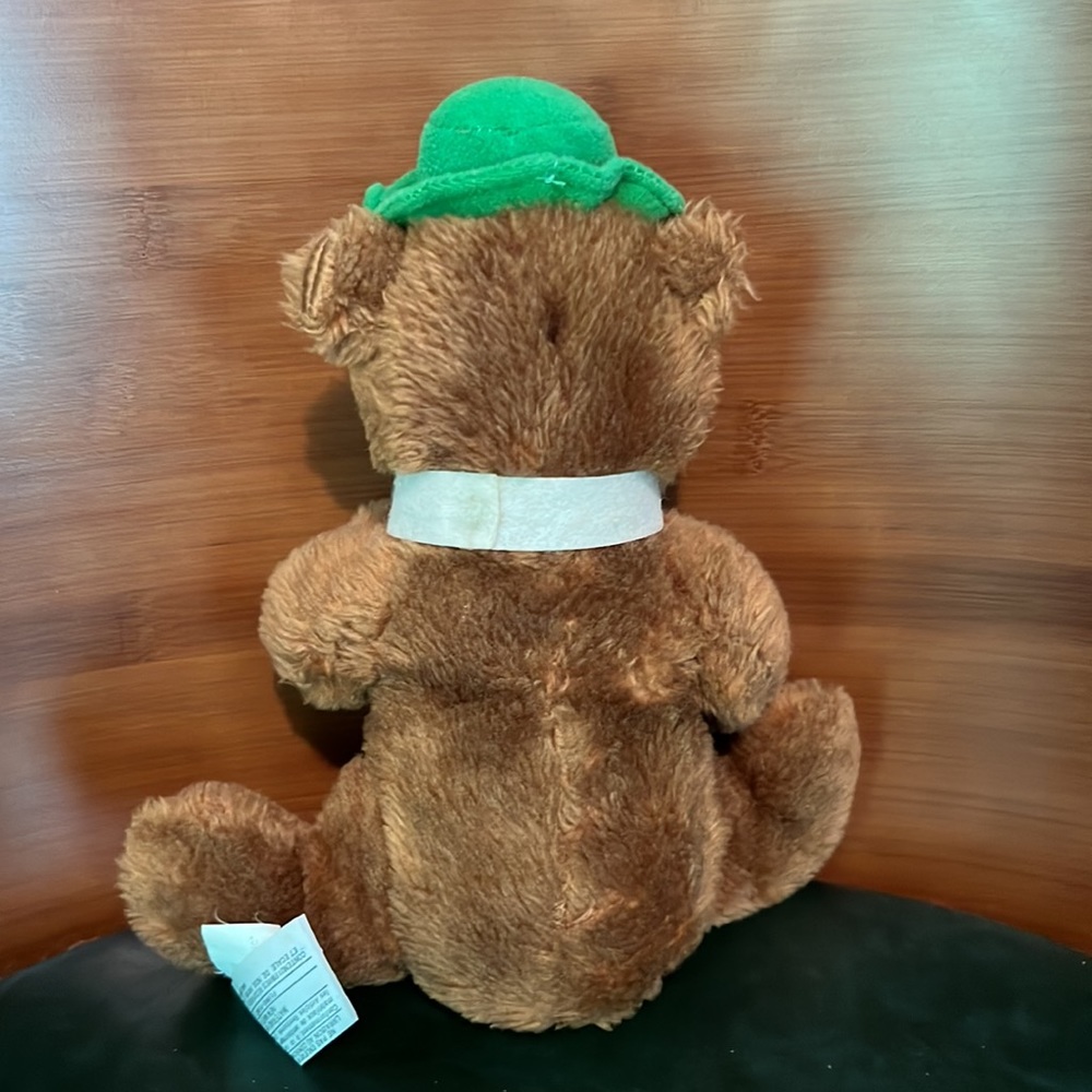 Hanna-Barbera’s Boo Boo and the V.I.V Hardcover Book & Yogi Bear Plush, VINTAGE - Picture 4 of 16